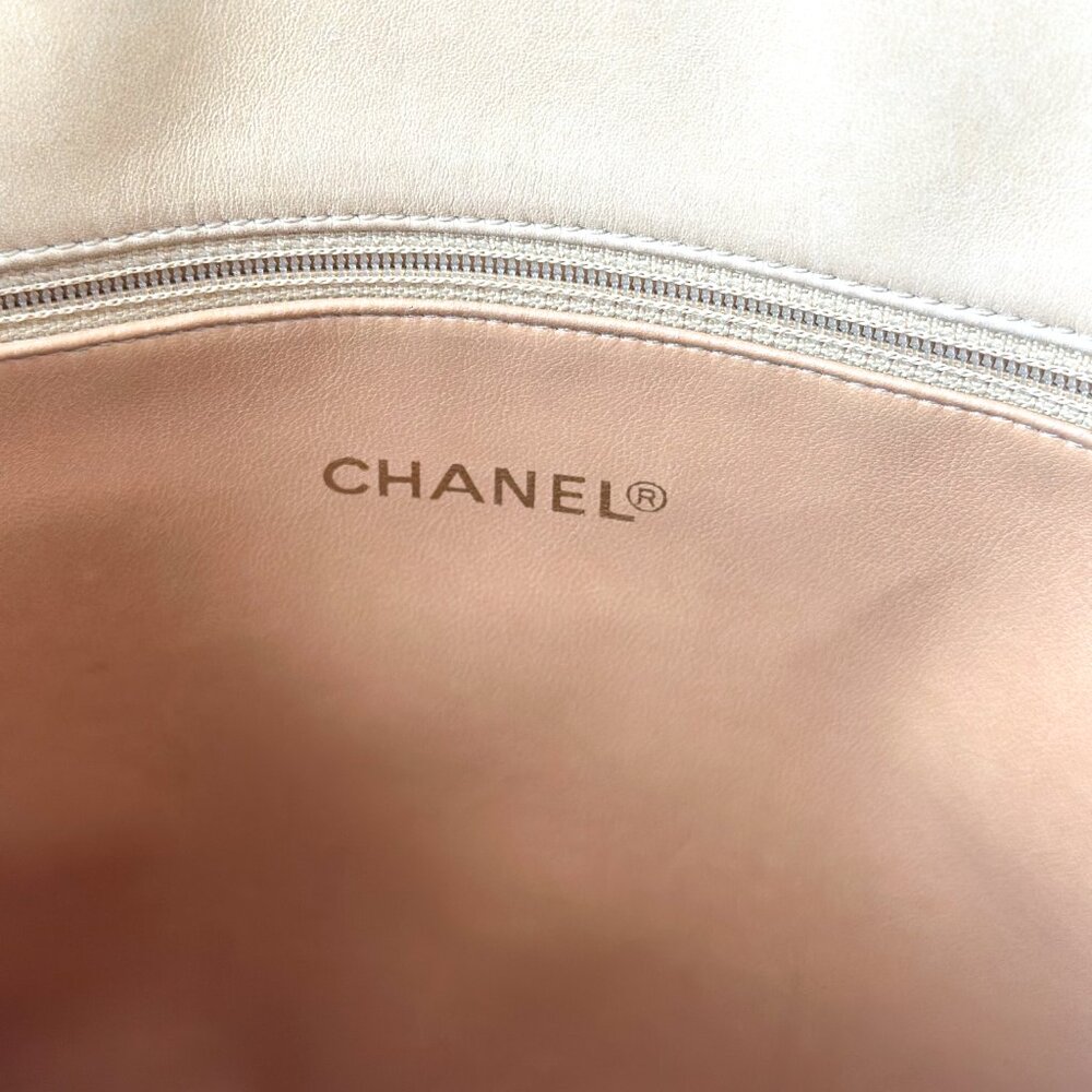 Chanel Quilted Lambskin Chain Bag - Picture 13 of 16